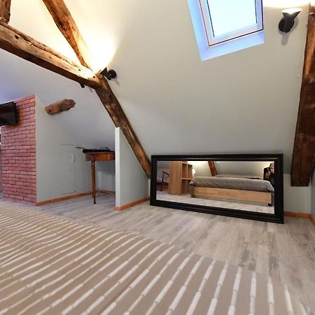 Loft Sous Les Combles - Loft Under The Rafter Apartment โรเดซ ภายนอก รูปภาพ