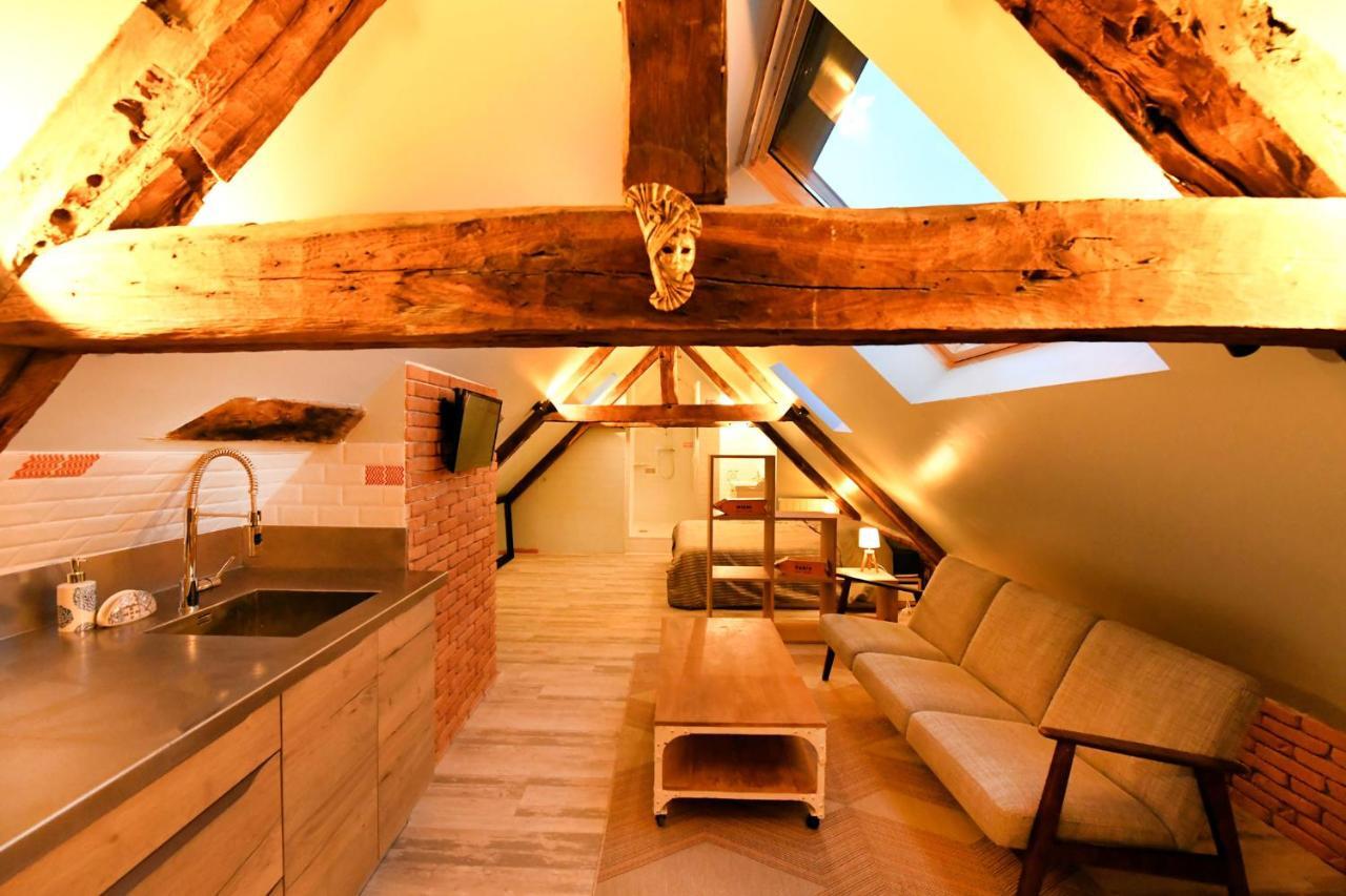 Loft Sous Les Combles - Loft Under The Rafter Apartment โรเดซ ภายนอก รูปภาพ